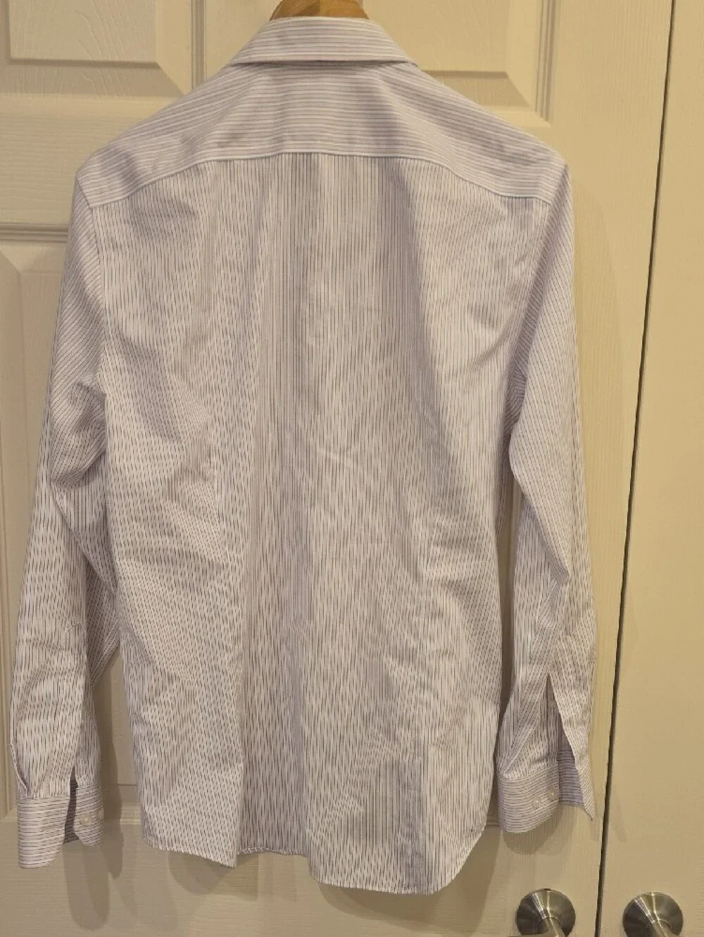 Banana Republic Men's White Shirt with PINK and  Light Blue Pinstripes